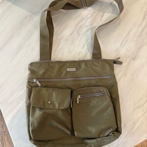 Baggallini Green Crossbody Bag Water-Resistant Synthetic